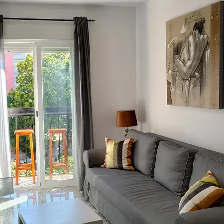El Colibri Apartment *